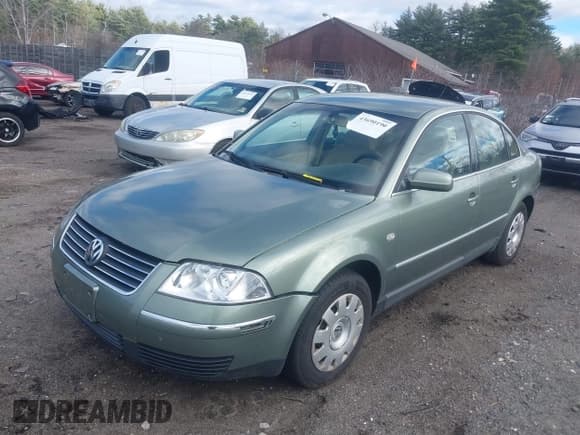 ✅ 2003 Volkswagen Passat GL • VIN: WVWMD63B83P383185 • Лот: 43690190. Опубликован ранее на IAAI с пробегом Не указан. Бесплатный доступ к архиву аукционных продаж из США и подробный отчёт об истории автомобиля на DreamBid. Изображение 6.