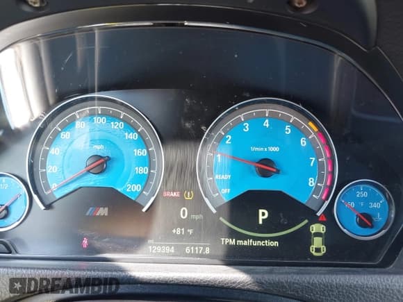 ✅ 2015 BMW M4 • VIN: WBS3R9C55FK331029 • Lot: 43254981. Listed on IAAI with 129,394 mi. Free auction sales archive from the USA and detailed vehicle history report at DreamBid. Image 7.