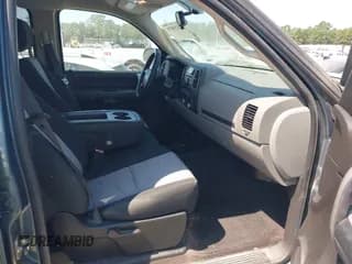 ✅ 2009 Chevrolet Silverado 1500 LS • VIN: 3GCEC13C79G171183 • Lot: 43234074. Wystawiony na IAAI z przebiegiem 163 706 mil. Bezpłatny archiwum sprzedaży aukcyjnych z USA i szczegółowy raport historii pojazdu na DreamBid. Zdjęcie 5.