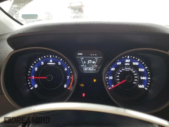 ✅ 2015 Hyundai Elantra SE • VIN: 5NPDH4AE5FH646206 • Lot: 82390695. Listed on Copart with 132,362 mi. Free auction sales archive from the USA and detailed vehicle history report at DreamBid. Image 9.