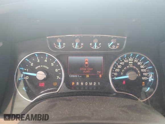 ✅ 2012 Ford F-150 XL • VIN: 1FTFW1ET2CFA59036 • Lot: 64071515. Listed on Copart with 135,809 mi. Free auction sales archive from the USA and detailed vehicle history report at DreamBid. Image 9.