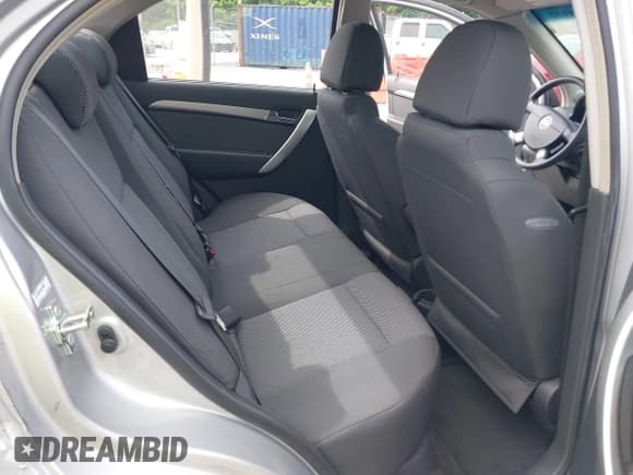 ✅ 2010 Chevrolet Aveo 1LT • VIN: KL1TD5DE7AB133551 • Lot: 42499135. Wystawiony na IAAI z przebiegiem 46 294 mil. Bezpłatny archiwum sprzedaży aukcyjnych z USA i szczegółowy raport historii pojazdu na DreamBid. Zdjęcie 8.