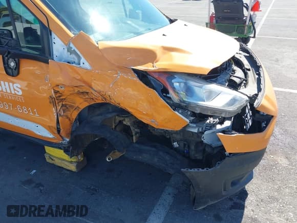 ✅ 2020 Ford Transit Connect XL • VIN: NM0LS7E23L1472196 • Lot: 42499611. Wystawiony na IAAI z przebiegiem 84 147 mil. Bezpłatny archiwum sprzedaży aukcyjnych z USA i szczegółowy raport historii pojazdu na DreamBid. Zdjęcie 6.