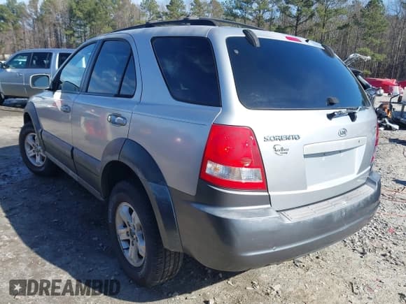 ✅ 2003 Kia Sorento LX • VIN: KNDJC733535052094 • Lot: 41461001. Listed on IAAI with 168,996 mi. Free auction sales archive from the USA and detailed vehicle history report at DreamBid. Image 3.