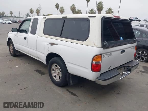 ✅ 2003 Toyota Tacoma • VIN: 5TEVL52N13Z240049 • Lot: 43852918. Listed on IAAI with 434,894 mi. Free auction sales archive from the USA and detailed vehicle history report at DreamBid. Image 3.