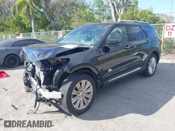 ✅ 2023 Ford Explorer King Ranch • VIN: 1FM5K7LC6PGB49590 • Lot: 41470927. Listed on IAAI with 10,628 mi. Free auction sales archive from the USA and detailed vehicle history report at DreamBid. Image 2.