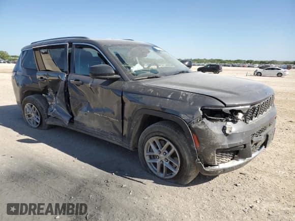 ✅ 2021 Jeep Grand Cherokee Laredo • VIN: 1C4RJKAG1M8202428 • Lot: 52357395. Listed on Copart with 68,378 mi. Free auction sales archive from the USA and detailed vehicle history report at DreamBid. Image 4.