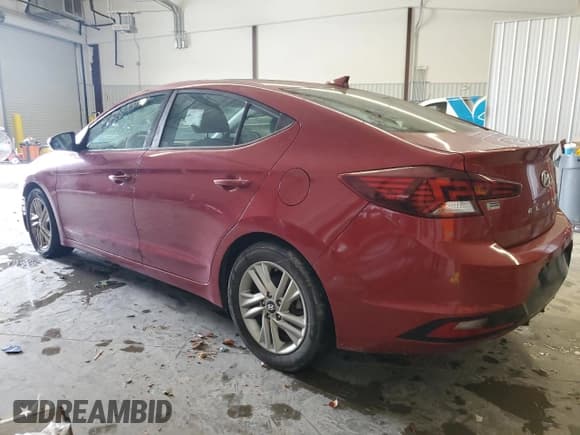 ✅ 2019 Hyundai Elantra SEL • VIN: KMHD84LFXKU744682 • Лот: 90421395. Опубликован ранее на Copart с пробегом 161 372 миль. Бесплатный доступ к архиву аукционных продаж из США и подробный отчёт об истории автомобиля на DreamBid. Изображение 2.