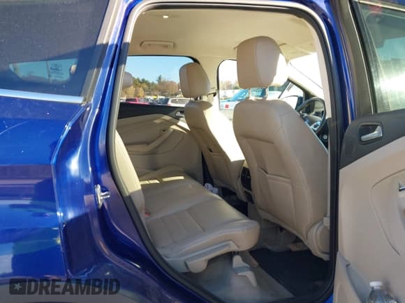 ✅ 2016 Ford Escape SE • VIN: 1FMCU9G90GUC19310 • Lot: 43629957. Listed on IAAI with 93,611 mi. Free auction sales archive from the USA and detailed vehicle history report at DreamBid. Image 8.