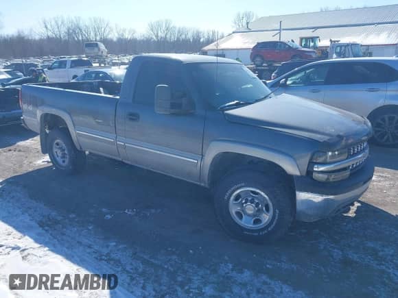 2000 Chevrolet Silverado 2500 с VIN 1GCGK24UXYE337355, выставлен на аукционе IAAI как лот 41631115 с пробегом 134 216 миль миль и . История ставок и продаж доступна на DreamBid. Изображение 1.