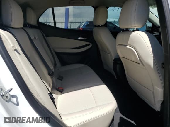 ✅ 2024 Buick Encore GX Sport Touring • VIN: KL4AMESL8RB217675 • Lot: 58019085. Wystawiony na Copart z przebiegiem 4 783 mil. Bezpłatny archiwum sprzedaży aukcyjnych z USA i szczegółowy raport historii pojazdu na DreamBid. Zdjęcie 11.