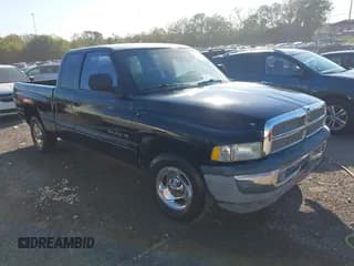 ✅ 1998 Dodge 1500 • VIN: 3B7HC13Y6WG210379 • Lot: 43517983. Wystawiony na IAAI z przebiegiem 322 795 mil. Bezpłatny archiwum sprzedaży aukcyjnych z USA i szczegółowy raport historii pojazdu na DreamBid. Zdjęcie 1.