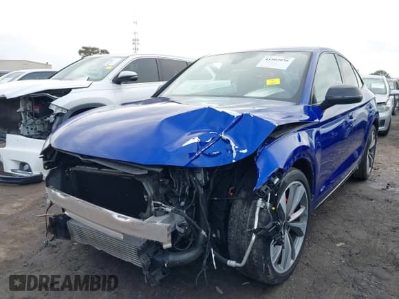 ✅ 2023 Audi SQ5 Sportback Premium Plus • VIN: WA124AFY8P2010638 • Lot: 41502038. Listed on IAAI with 42,065 mi. Free auction sales archive from the USA and detailed vehicle history report at DreamBid. Image 6.