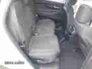 2019 Hyundai Santa Fe SE z VIN 5NMS2CAD6KH128817, wystawiony jako IAAI lot #43140291 z przebiegiem 111 336 mil mil oraz . Historia ofert i sprzedaży dostępna na DreamBid. Obrazek 8.