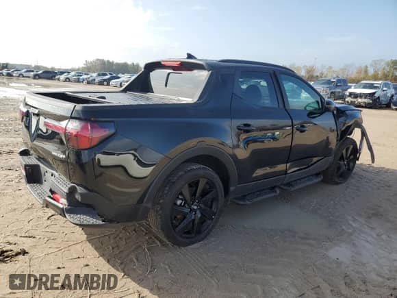 2024 Hyundai Santa Cruz Night Edition с VIN 5NTJCDDF7RH124723, выставлен на аукционе Copart как лот 85422844 с пробегом 5 545 миль миль и Списание • Salvage title. История ставок и продаж доступна на DreamBid. Изображение 3.