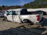 ✅ 2021 Chevrolet Silverado 1500 High Country • VIN: 1GCUYHED9MZ300271 • Lot: 81710284. Wystawiony na Copart z przebiegiem 52 622 mil. Bezpłatny archiwum sprzedaży aukcyjnych z USA i szczegółowy raport historii pojazdu na DreamBid. Zdjęcie 2.