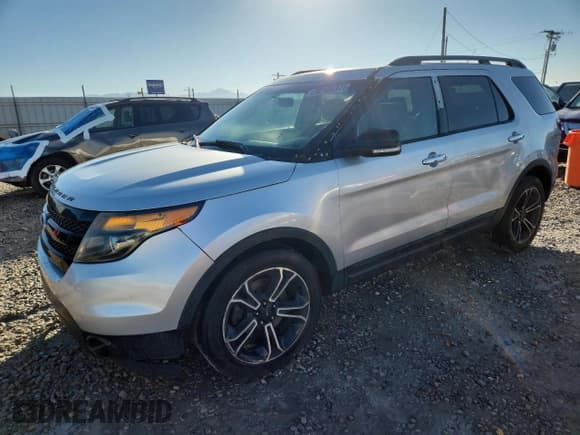 ✅ 2013 Ford Explorer Sport • VIN: 1FM5K8GT3DGB83790 • Лот: 90109375. Опубликован ранее на Copart с пробегом 179 260 миль. Бесплатный доступ к архиву аукционных продаж из США и подробный отчёт об истории автомобиля на DreamBid. Изображение 1.