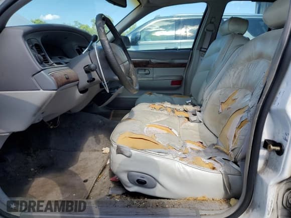 ✅ 1997 Mercury Grand Marquis LS • VIN: 2MELM75W6VX698953 • Лот: 57653285. Опубликован ранее на Copart с пробегом 199 053 миль. Бесплатный доступ к архиву аукционных продаж из США и подробный отчёт об истории автомобиля на DreamBid. Изображение 7.