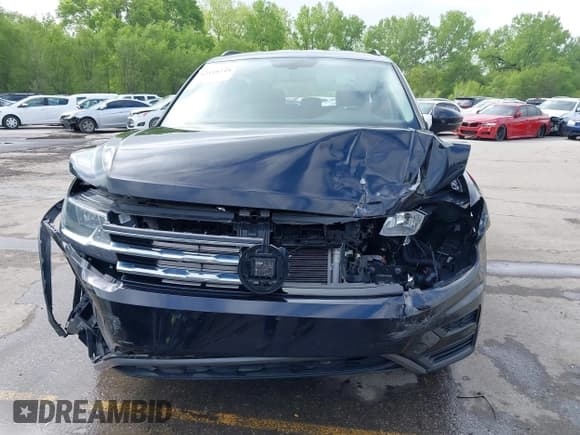 ✅ 2021 Volkswagen Tiguan SE • VIN: 3VV2B7AX9MM045580 • Lot: 42116249. Wystawiony na IAAI z przebiegiem 59 608 mil. Bezpłatny archiwum sprzedaży aukcyjnych z USA i szczegółowy raport historii pojazdu na DreamBid. Zdjęcie 13.