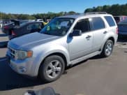 ✅ 2010 Ford Escape XLT • VIN: 1FMCU0DG1AKA63442 • Lot: 43465136. Wystawiony na IAAI z przebiegiem 103 680 mil. Bezpłatny archiwum sprzedaży aukcyjnych z USA i szczegółowy raport historii pojazdu na DreamBid. Zdjęcie 2.