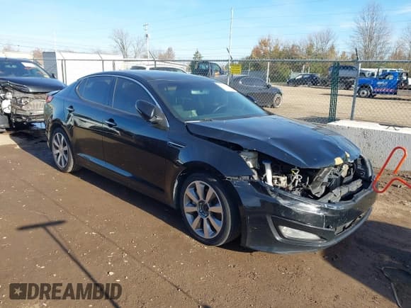 ✅ 2013 Kia Optima SX • VIN: 5XXGR4A63DG249279 • Lot: 43678323. Wystawiony na IAAI z przebiegiem 168 629 mil. Bezpłatny archiwum sprzedaży aukcyjnych z USA i szczegółowy raport historii pojazdu na DreamBid. Zdjęcie 1.