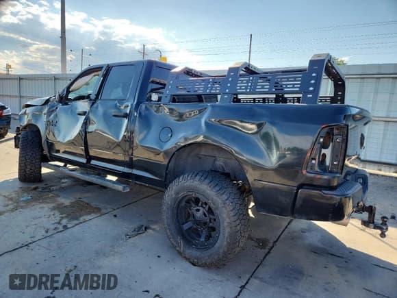 ✅ 2018 Ram 1500 Tradesman • VIN: 1C6RR7FT4JS176005 • Лот: 69656415. Опубликован ранее на Copart с пробегом 97 868 миль. Бесплатный доступ к архиву аукционных продаж из США и подробный отчёт об истории автомобиля на DreamBid. Изображение 2.