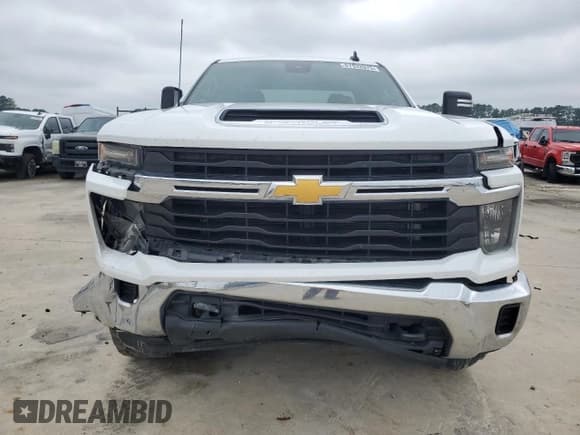 ✅ 2024 Chevrolet Silverado 2500HD LT • VIN: 1GC2YNE75RF108628 • Лот: 67932075. Опубликован ранее на Copart с пробегом 71 500 миль. Бесплатный доступ к архиву аукционных продаж из США и подробный отчёт об истории автомобиля на DreamBid. Изображение 5.