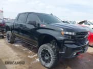 ✅ 2019 Chevrolet Silverado 1500 LT Trail Boss • VIN: 3GCPYFED4KG297004 • Lot: 42984504. Wystawiony na IAAI z przebiegiem 136 915 mil. Bezpłatny archiwum sprzedaży aukcyjnych z USA i szczegółowy raport historii pojazdu na DreamBid. Zdjęcie 1.