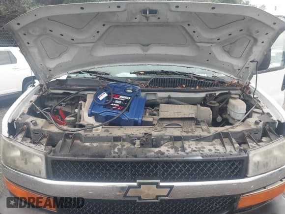 ✅ 2011 Chevrolet Express Passenger 1LT • VIN: 1GAZG1FG3B1143835 • Lot: 42649421. Wystawiony na IAAI z przebiegiem 162 129 mil. Bezpłatny archiwum sprzedaży aukcyjnych z USA i szczegółowy raport historii pojazdu na DreamBid. Zdjęcie 10.