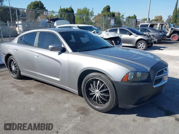 ✅ 2014 Dodge Charger SE • VIN: 2C3CDXBG0EH274827 • Лот: 43517160. Опубликован ранее на IAAI с пробегом 225 672 миль. Бесплатный доступ к архиву аукционных продаж из США и подробный отчёт об истории автомобиля на DreamBid. Изображение 1.