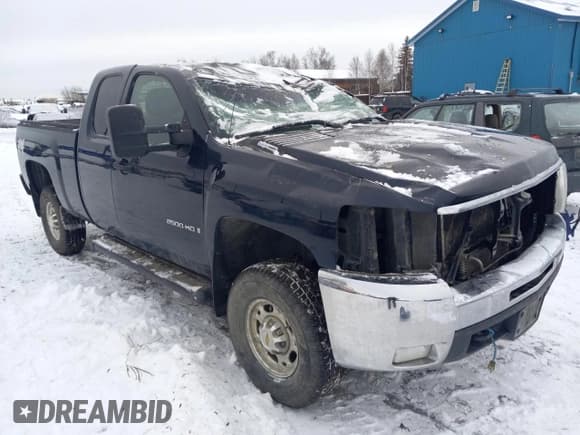 ✅ 2007 Chevrolet Silverado 2500HD 2LT • VIN: 1GCHK29667E600048 • Лот: 77536604. Опубликован ранее на Copart с пробегом Не указан. Бесплатный доступ к архиву аукционных продаж из США и подробный отчёт об истории автомобиля на DreamBid. Изображение 4.