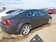 ✅ 2012 Chevrolet Malibu 1FL • VIN: 1G1ZA5E0XCF356833 • Lot: 43693337. Wystawiony na IAAI z przebiegiem 109 704 mil. Bezpłatny archiwum sprzedaży aukcyjnych z USA i szczegółowy raport historii pojazdu na DreamBid. Zdjęcie 4.