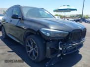 ✅ 2020 BMW X5 sDrive40i • VIN: 5UXCR4C05L9B38334 • Lot: 42537260. Wystawiony na IAAI z przebiegiem 54 703 mil. Bezpłatny archiwum sprzedaży aukcyjnych z USA i szczegółowy raport historii pojazdu na DreamBid. Zdjęcie 1.