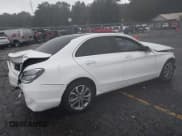 ✅ 2016 Mercedes-Benz C 300 Luxury • VIN: 55SWF4KB4GU134681 • Lot: 42959564. Wystawiony na IAAI z przebiegiem 153 739 mil. Bezpłatny archiwum sprzedaży aukcyjnych z USA i szczegółowy raport historii pojazdu na DreamBid. Zdjęcie 4.