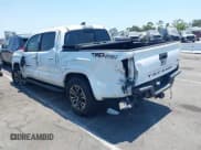 ✅ 2020 Toyota Tacoma SR5 • VIN: 3TMAZ5CN5LM116102 • Lot: 42755324. Wystawiony na IAAI z przebiegiem 63 730 mil. Bezpłatny archiwum sprzedaży aukcyjnych z USA i szczegółowy raport historii pojazdu na DreamBid. Zdjęcie 3.