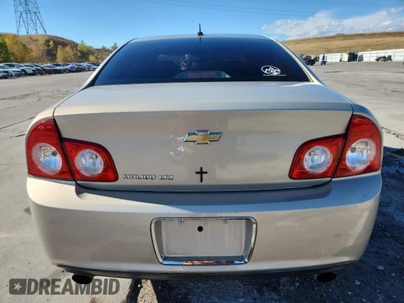 ✅ 2010 Chevrolet Malibu LTZ • VIN: 1G1ZE5E73AF232658 • Лот: 86555795. Опубликован ранее на Copart с пробегом 108 714 миль. Бесплатный доступ к архиву аукционных продаж из США и подробный отчёт об истории автомобиля на DreamBid. Изображение 6.