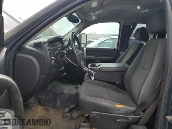 ✅ 2007 Chevrolet Silverado 2500HD Work Truck • VIN: 1GCHK29K77E505883 • Лот: 91685605. Опубликован ранее на Copart с пробегом 199 408 миль. Бесплатный доступ к архиву аукционных продаж из США и подробный отчёт об истории автомобиля на DreamBid. Изображение 7.