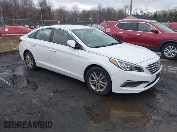 2016 Hyundai Sonata 2.4L z VIN 5NPE24AF9GH405653, wystawiony jako IAAI lot #41835115 z przebiegiem 103 840 mil mil oraz . Historia ofert i sprzedaży dostępna na DreamBid. Obrazek 1.