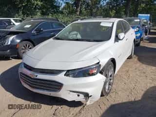 2017 Chevrolet Malibu Premier z VIN 1G1ZH5SX3HF109724, wystawiony jako IAAI lot #43117243 z przebiegiem 86 952 mil mil oraz . Historia ofert i sprzedaży dostępna na DreamBid. Obrazek 2.