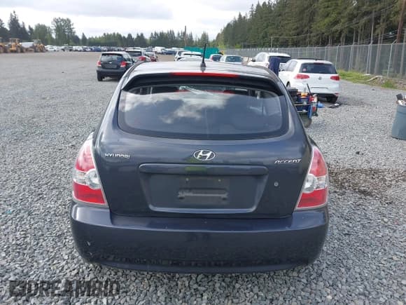 ✅ 2008 Hyundai Accent GS • VIN: KMHCM36C48U062098 • Лот: 42249732. Опубликован ранее на IAAI с пробегом 112 125 миль. Бесплатный доступ к архиву аукционных продаж из США и подробный отчёт об истории автомобиля на DreamBid. Изображение 16.