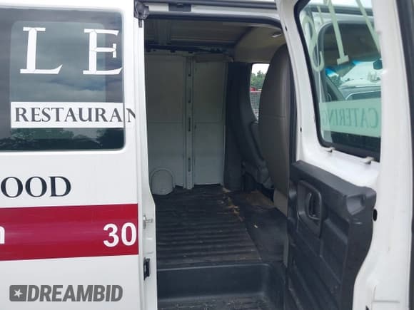 ✅ 2013 Chevrolet Express Cargo • VIN: 1GCZGTCG3D1167949 • Lot: 42745072. Listed on IAAI with 279,056 mi. Free auction sales archive from the USA and detailed vehicle history report at DreamBid. Image 8.