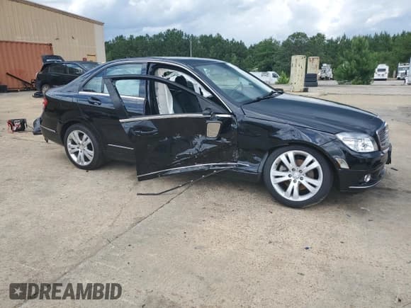 ✅ 2008 Mercedes-Benz C 300 Sport • VIN: WDDGF54X58R040265 • Лот: 60092695. Опубликован ранее на Copart с пробегом 101 783 миль. Бесплатный доступ к архиву аукционных продаж из США и подробный отчёт об истории автомобиля на DreamBid. Изображение 4.