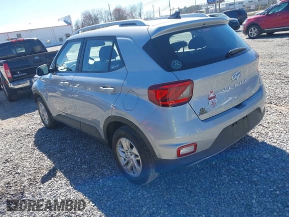 ✅ 2020 Hyundai Venue SEL • VIN: KMHRC8A39LU038177 • Lot: 41823569. Listed on IAAI with 40,142 mi. Free auction sales archive from the USA and detailed vehicle history report at DreamBid. Image 3.