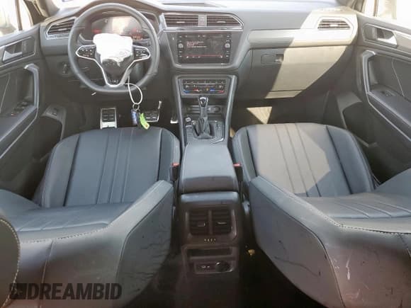 ✅ 2024 Volkswagen Tiguan SE R-Line Black • VIN: 3VVCB7AX8RM080199 • Lot: 80884675. Listed on Copart with 47,960 mi. Free auction sales archive from the USA and detailed vehicle history report at DreamBid. Image 8.