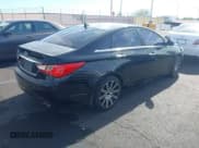 ✅ 2011 Hyundai Sonata Limited • VIN: 5NPEC4AC9BH163474 • Lot: 43635853. Listed on IAAI with 305,708 mi. Free auction sales archive from the USA and detailed vehicle history report at DreamBid. Image 4.