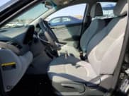 ✅ 2017 Hyundai Accent SE • VIN: KMHCT4AE9HU358297 • Лот: 72165664. Опубликован ранее на Copart с пробегом 118 950 миль. Бесплатный доступ к архиву аукционных продаж из США и подробный отчёт об истории автомобиля на DreamBid. Изображение 7.