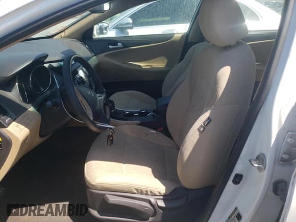 ✅ 2013 Hyundai Sonata GLS • VIN: 5NPEB4AC6DH616360 • Lot: 57270084. Listed on Copart with 37,289 mi. Free auction sales archive from the USA and detailed vehicle history report at DreamBid. Image 7.
