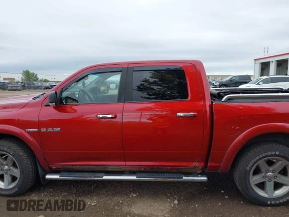 ✅ 2010 Dodge 1500 Sport • VIN: 1D7RV1CT8AS143746 • Lot: 42944631. Wystawiony na IAAI z przebiegiem 210 092 mil. Bezpłatny archiwum sprzedaży aukcyjnych z USA i szczegółowy raport historii pojazdu na DreamBid. Zdjęcie 14.