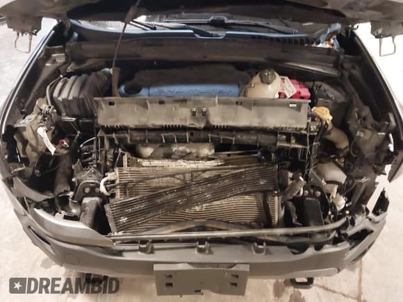 ✅ 2018 Jeep Renegade Sport • VIN: ZACCJBAB8JPJ13595 • Lot: 43732437. Wystawiony na IAAI z przebiegiem 129 450 mil. Bezpłatny archiwum sprzedaży aukcyjnych z USA i szczegółowy raport historii pojazdu na DreamBid. Zdjęcie 10.