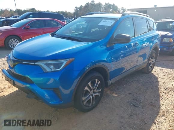 ✅ 2017 Toyota RAV4 LE • VIN: 2T3BFREV7HW547628 • Lot: 43661684. Wystawiony na IAAI z przebiegiem 106 708 mil. Bezpłatny archiwum sprzedaży aukcyjnych z USA i szczegółowy raport historii pojazdu na DreamBid. Zdjęcie 18.